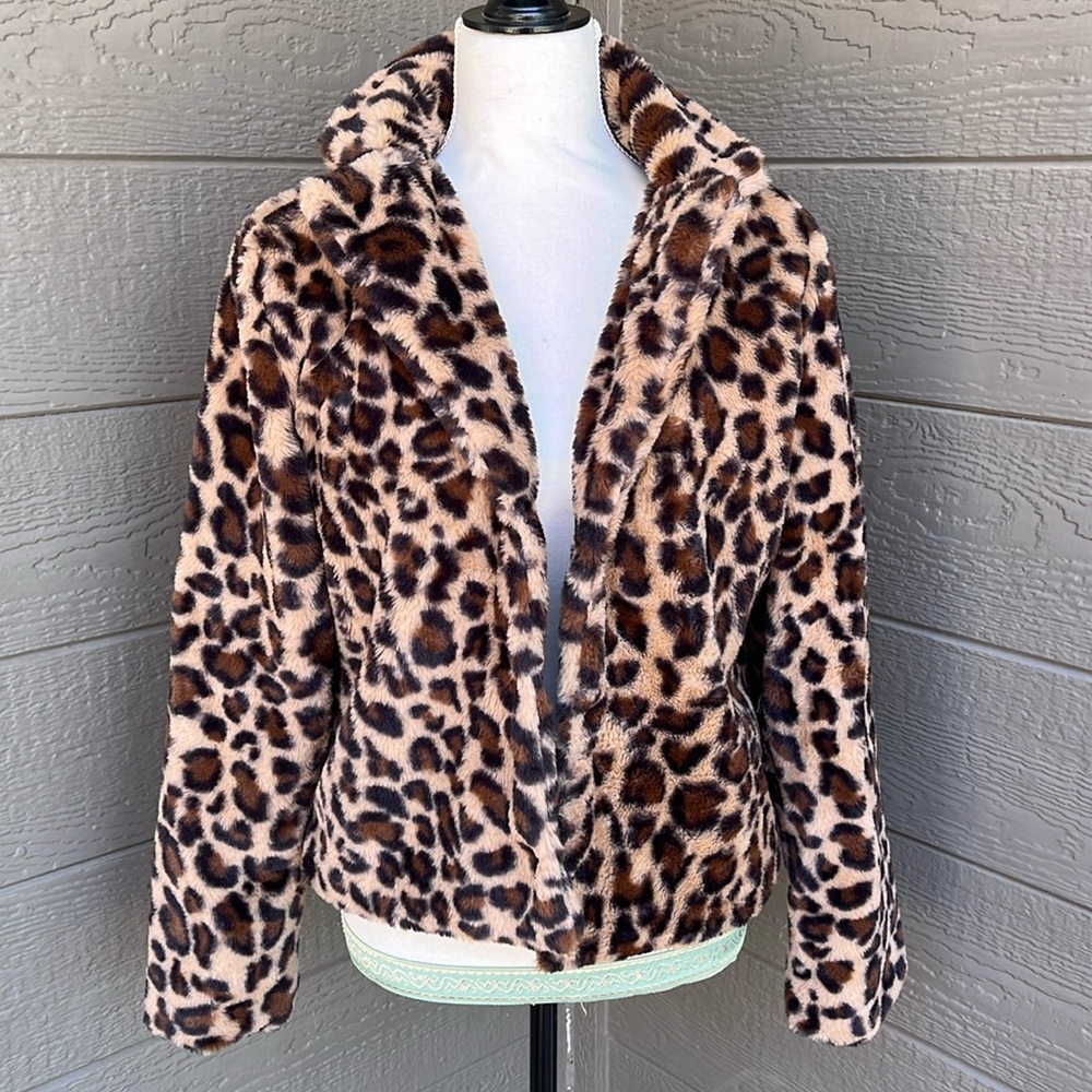 🎉Host Pick✨Showpo Cheetah Print Jacket